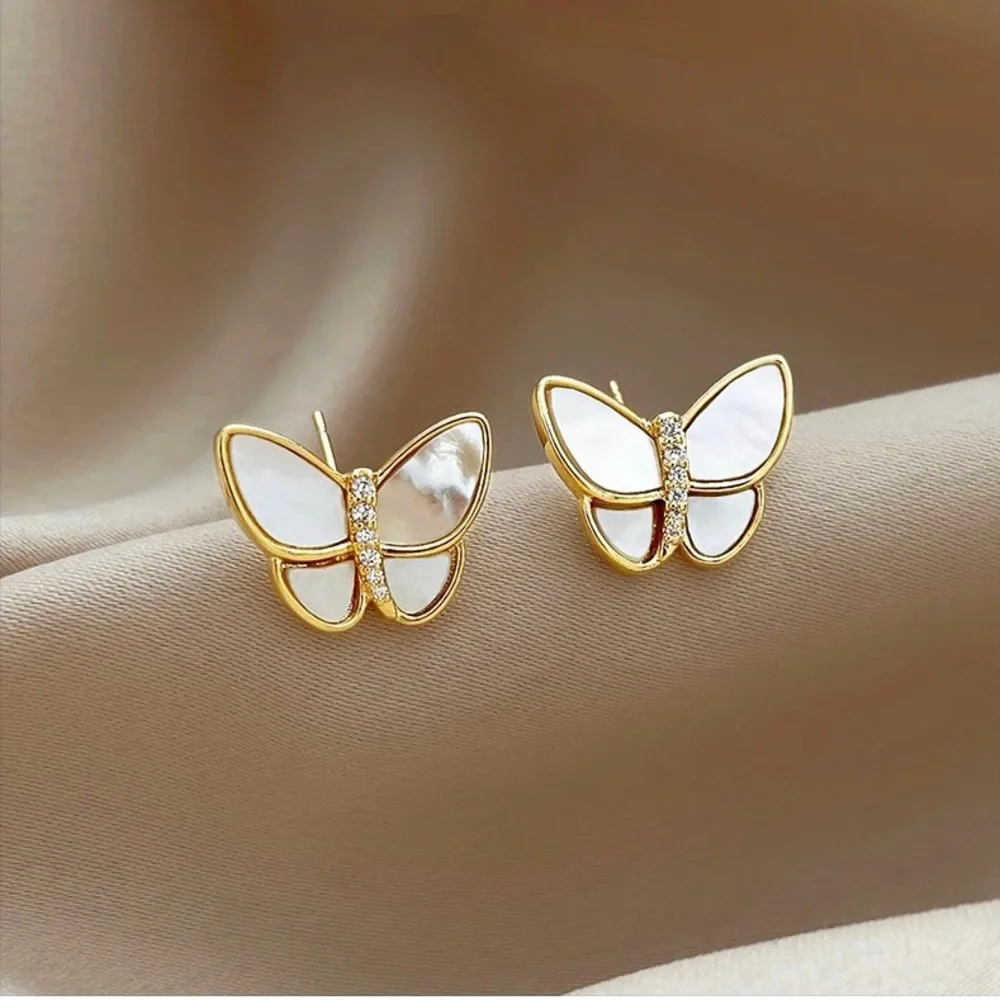 💎 NEW 18k Gold Plated Diamond Mother Of Pearl Butterfly Stud Earrings